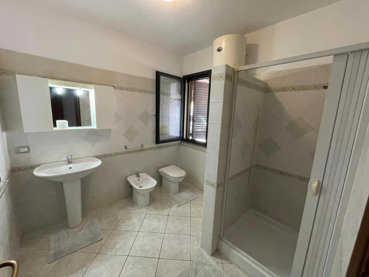 Casa Camere Pistis Assemini Kültér fotó