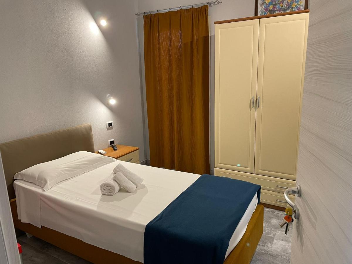 Casa Camere Pistis Assemini Kültér fotó